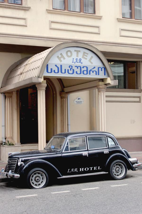 Iar Hotel バトゥーミ エクステリア 写真